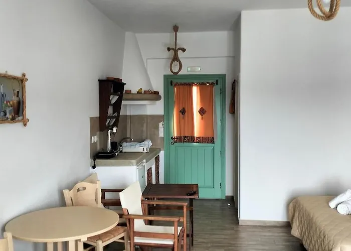 Gyrouli 1 Daire Pera Gyalos