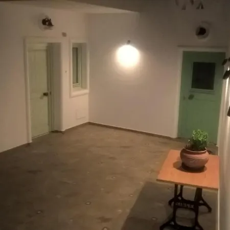 Gyrouli 1 Apartmán Pera Gyalos