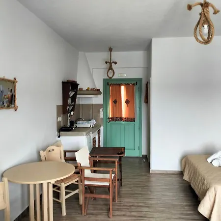 Gyrouli 1 Apartmán Pera Gyalos